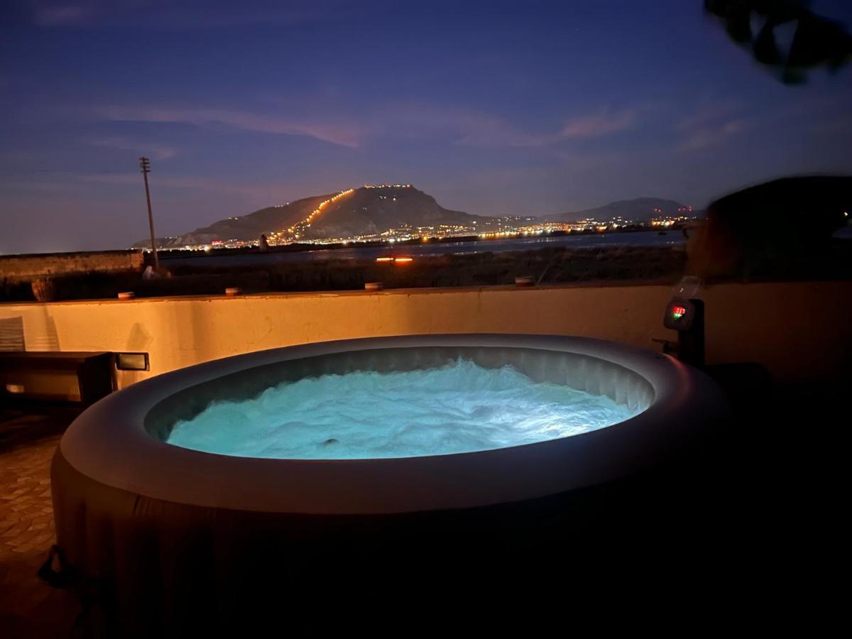 Villa Esclusiva In Riserva Naturale Torre Nubia Exterior photo